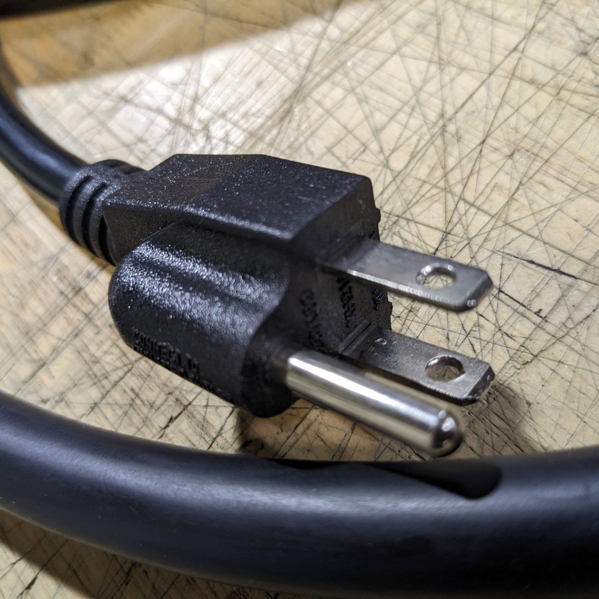 110 Volt Tesla Connector