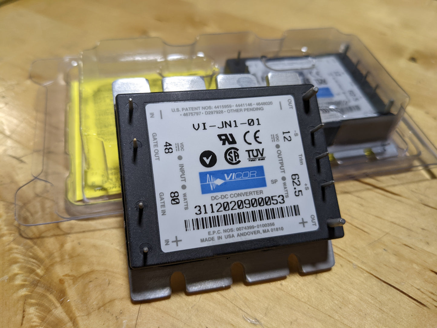 Vicor VI-JN1-01 62.5W 48 to 12vdc DC-DC converter
