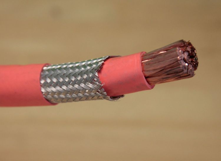 1 XRAD XLE 2/0 Shielded Cable